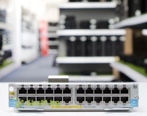 HP ProCurve Switch 5400zl 24-port 10/100/1000 PoE+ v2 zl Module
