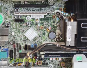 HP Compaq Elite 8200SFF