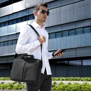 Чанта за лаптоп Hama "Genua", до 40 см (15.6"), черна