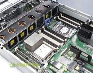 Lenovo System x3650 M5