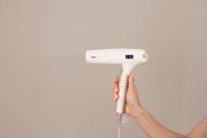 Сешоар Beurer HC 150 FusionDry Pro Hair dryer + Beurer BS 47 Illuminated cosmetics mirror with practical magnetic holder