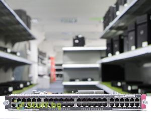 Cisco Chassis: Catalyst 6500-E; Module: WS-X6148A-GE-TX, WS-X6724-SFP, WS-X6516-GBIC, WS-SUP720-3B, Two 3000W Power Supplies (AA23200)