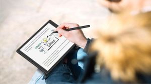 Таблет и четец Hannspree Lumo Paper 7.8", 64 GB, в комплект с калъф Smart Folio