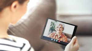Таблет и четец Hannspree Lumo Paper 7.8", 64 GB, в комплект с калъф Smart Folio
