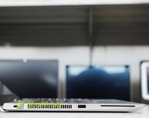 HP EliteBook 745 G6