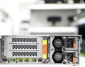 Lenovo System x3650 M5