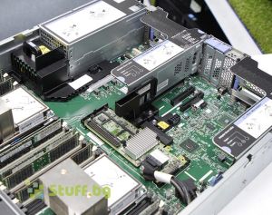 Lenovo System x3650 M5