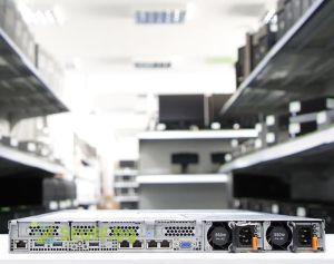 Реновиран сървър Lenovo System x3550 M5 Rack Mount 1U Intel Xeon 8-Core E5-2640 128GB 2x 300GB 10000rpm SAS 2.5"