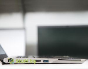 Fujitsu LifeBook U7411