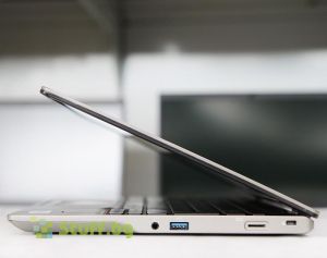 Fujitsu LifeBook U7411