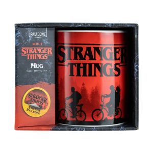 Чаша Paladone: Stranger Things - XL Mug 550ml + Sticker
