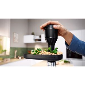 Месомелачка Bosch MFWS440B, Meat mincer - MultiPower 1900 W, Planetary gearbox, 2,5 kg/min, kebbe attachment, sausage attachment, reverse function, Black