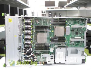 Реновиран сървър Fujitsu Primergy RX200 S8 1U 2x Intel Xeon 10-Core E5-2680 128GB 4x 1TB SAS