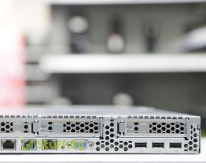 Реновиран сървър Fujitsu Primergy RX200 S8 1U 2x Intel Xeon 10-Core E5-2680 256GB 4x 1TB SAS