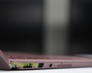 Реновиран лаптоп Microsoft Surface Laptop 2 1769 Burgundy 13.5" i7-8650U 8GB 256GB SSD
