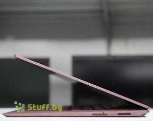 Реновиран лаптоп Microsoft Surface Laptop 2 1769 Burgundy 13.5" i7-8650U 8GB 256GB SSD