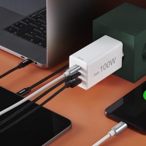 HAMA Комплект Бързо зарядно и кабел за зареждане, 100 W GaN, 2x USB-C PD, 1x USB-A QC