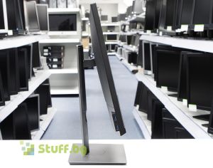 Dell P2720D
