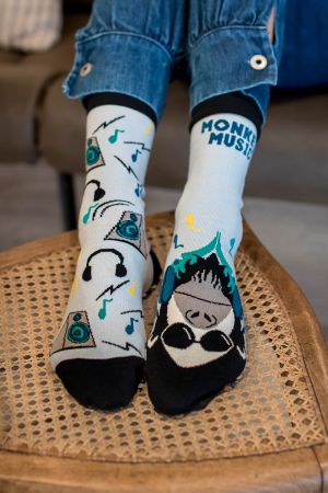 Arty Socks чорапи с Маймуна DJ - Бледосин