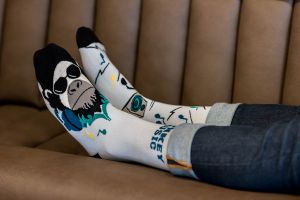 Arty Socks чорапи с Маймуна DJ - Бледосин