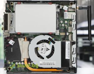 Реновиран настолен компютър Lenovo ThinkCentre M900 Tiny Desktop i5-6500T 8GB 192GB SSD
