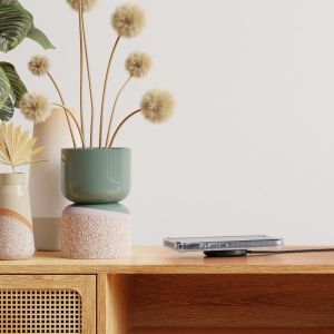 HAMA Безжично зарядно устройство Qi2, 15 W, черно, за Apple