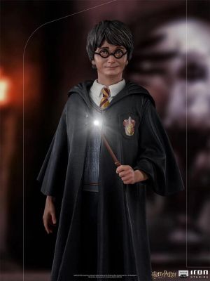 Iron Studios: Harry Potter - Harry Potter Art Scale Statue 1/10 WBHPM40721-10