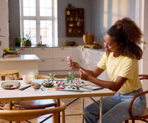 LEGO  Botanicals - Beautiful Pink Flower Bouquet , 10342