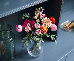 LEGO  Botanicals - Beautiful Pink Flower Bouquet , 10342