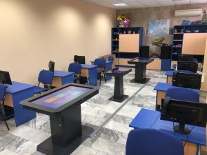 Интерактивна маса InfoDart T435